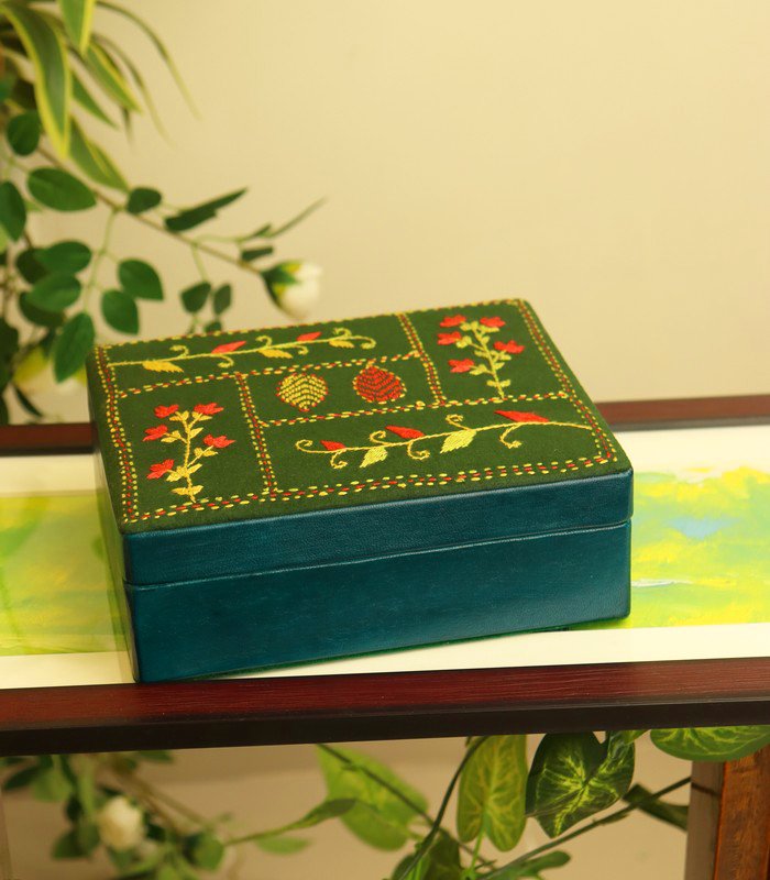 IMG_0667 Hand-Stitched Leather Jewellery Box - Image 1