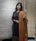 Hand-Stitched Three Piece - Image 3